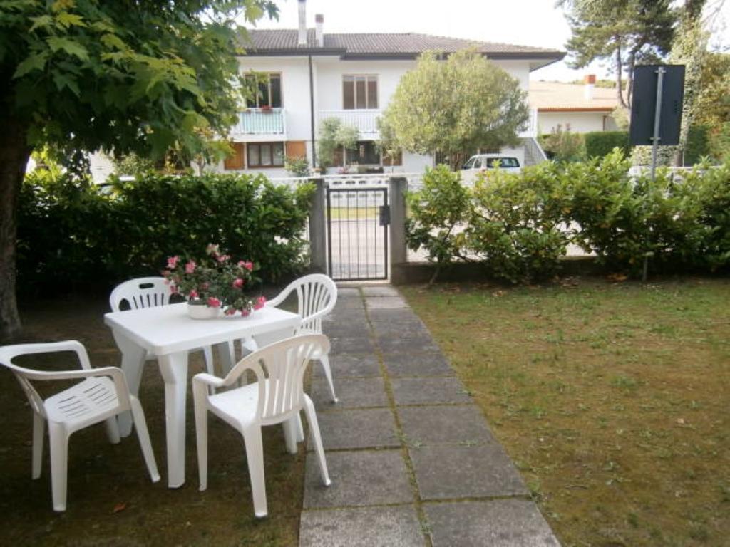 Andrea Apartment Bibione Bagian luar foto