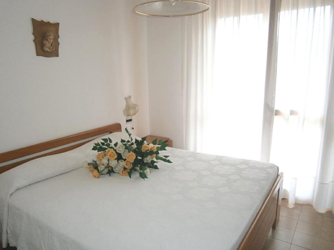 Andrea Apartment Bibione Bagian luar foto