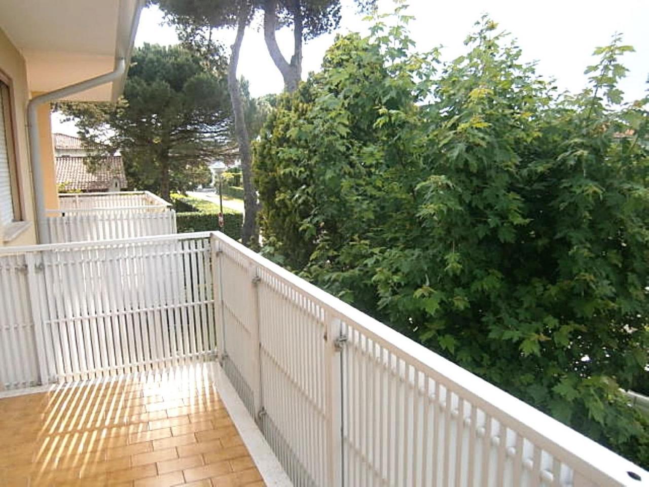 Andrea Apartment Bibione Bagian luar foto
