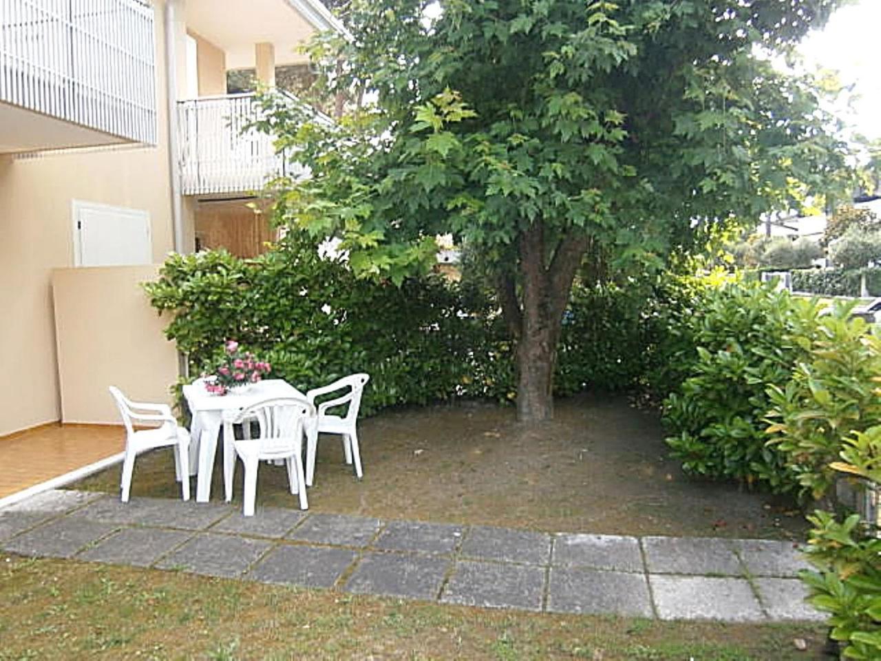 Andrea Apartment Bibione Bagian luar foto